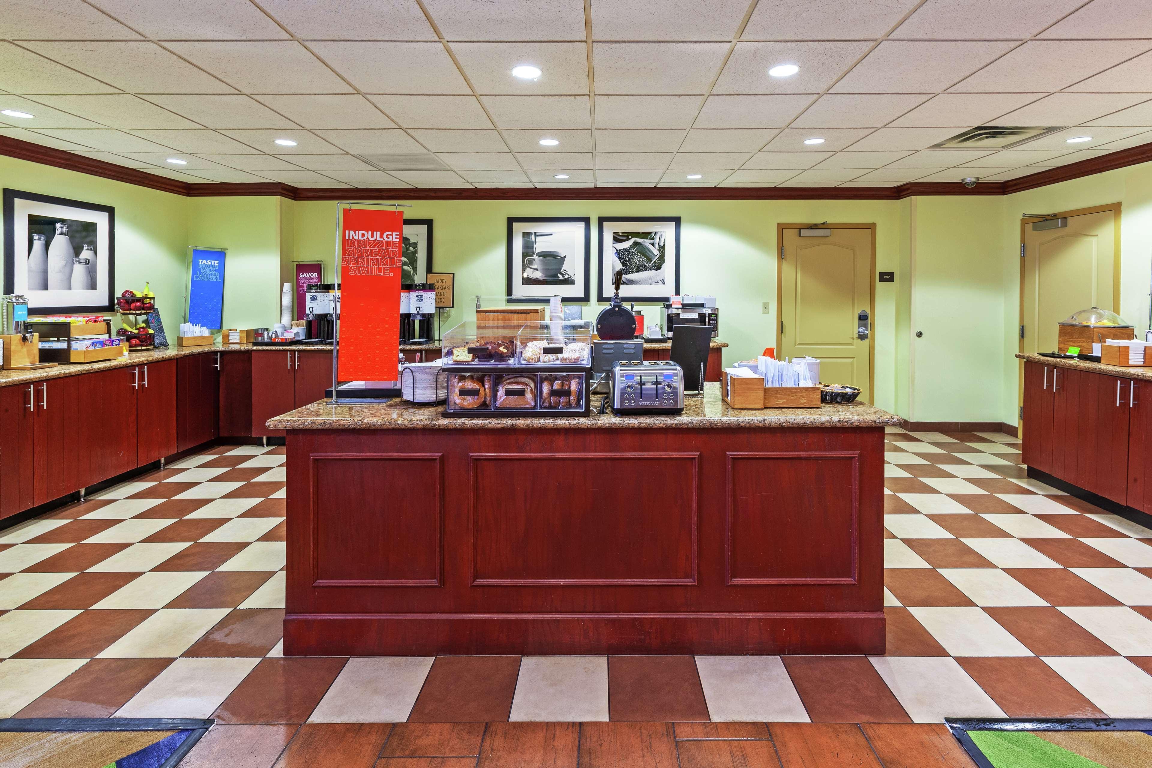 Hampton Inn & Suites Owasso Экстерьер фото